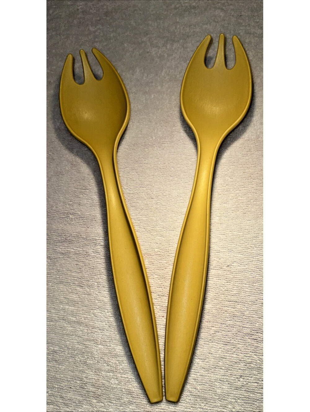Vintage Tupperware Salad Serving Set of 2 Harvest Gold